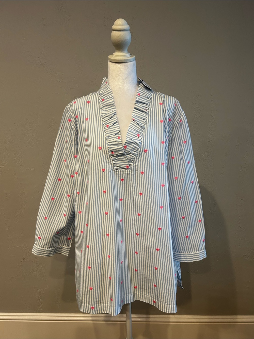 Crown & Ivy Curvy Blue/ White Striped Ruffle Neck Tunic